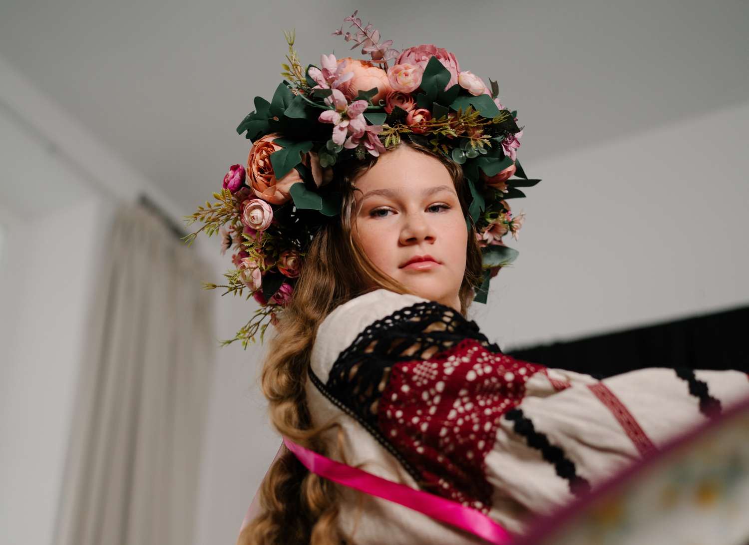 «Пам’ятаю»: нова авторська пісня Amalia стала музичним мостом між українською традицією та сучасністю